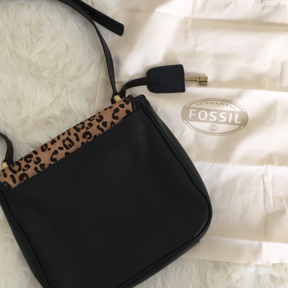 Fossil Leopard Crossbody - Picture 2 of 8